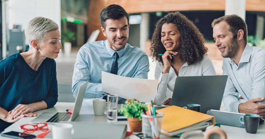 Image of a business team consulting with a virtual chief marketing officer (vCMO)